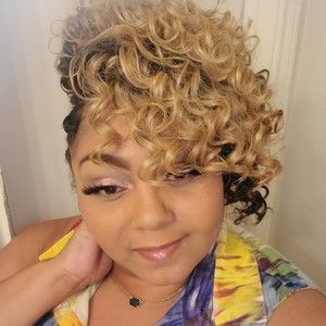 Meet your Posher, Ramona